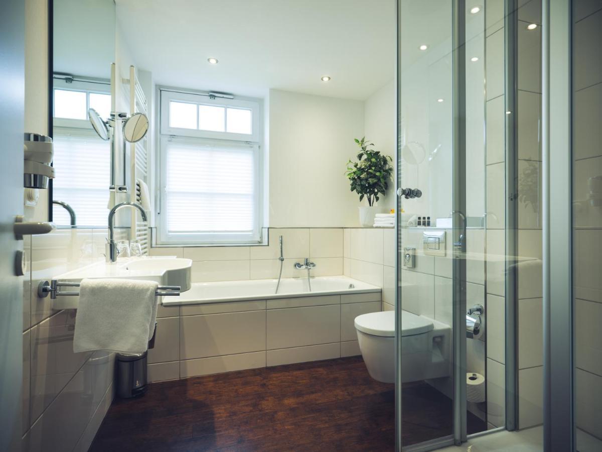 Schlichte Hof Gmbh Hotel Bielefeld Bagian luar foto
